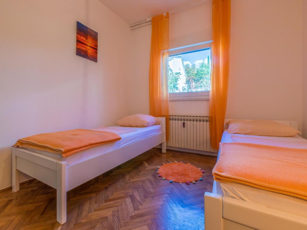 House Barbara Villa Ядраново Екстериор снимка